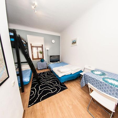 Homely Apartment'S Old Town Краков Экстерьер фото