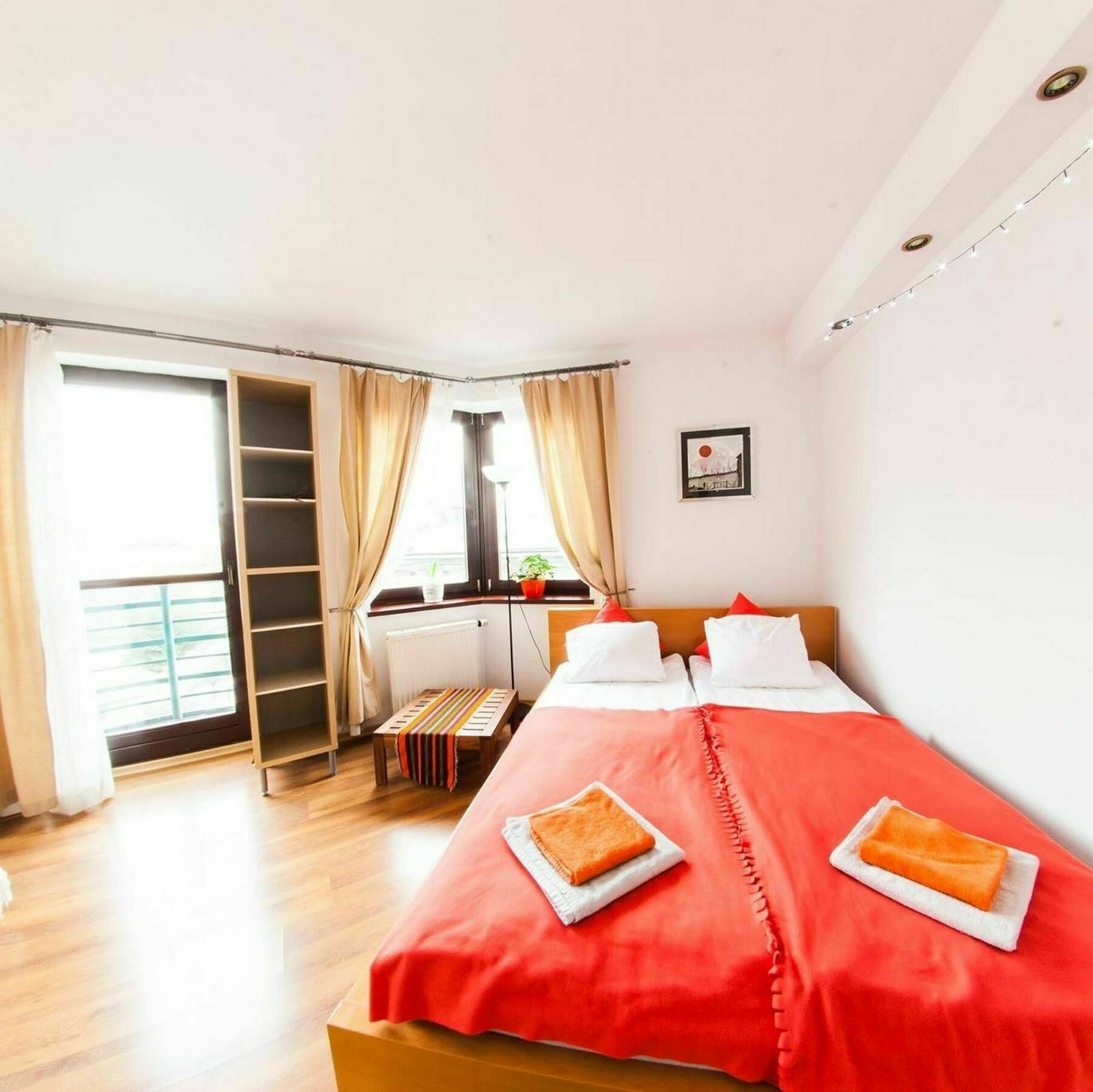 Homely Apartment'S Old Town Краков Экстерьер фото